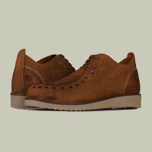 گیوه-میخی-قهوه_ای-کریزی-1